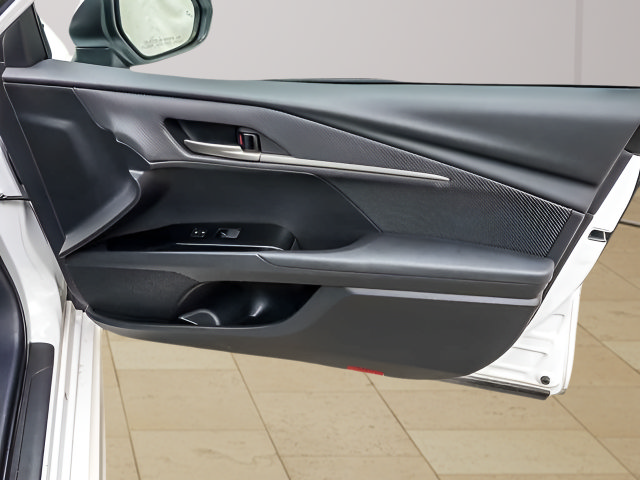 Certified 2025 Toyota Camry SE FWD image 21