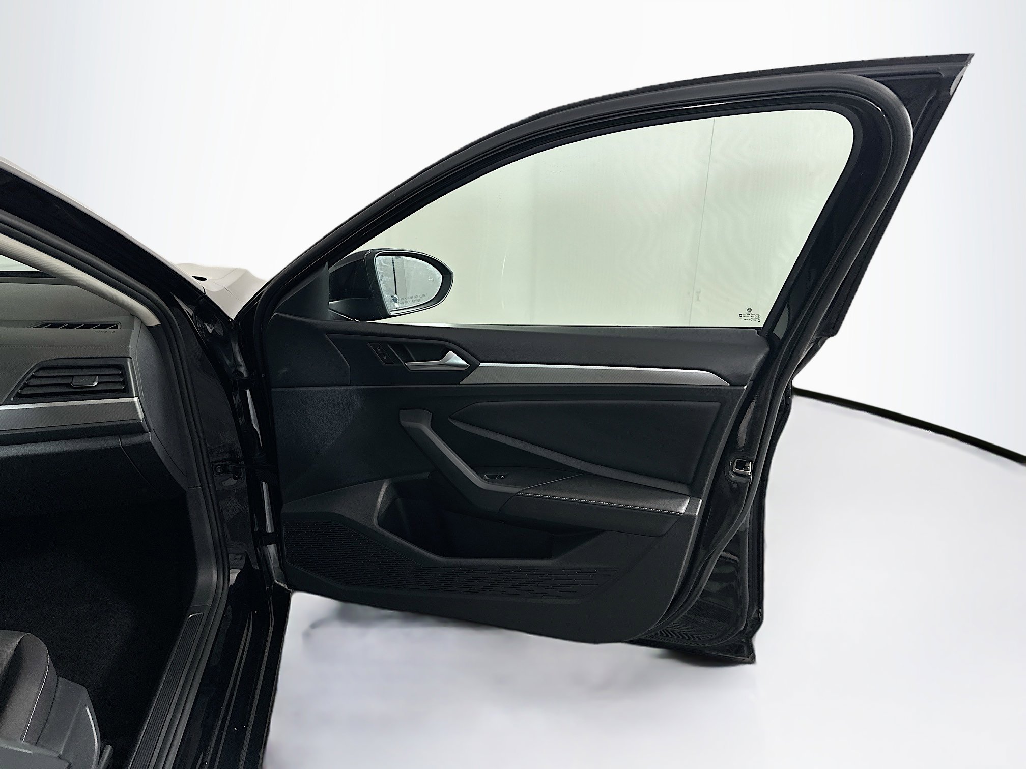 Used 2024 Volkswagen Jetta S image 31