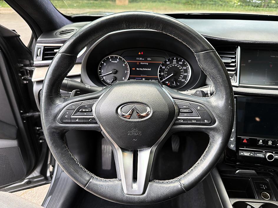 Used 2019 INFINITI QX50 Essential w/ Sensory Package AWD/4WD image 14