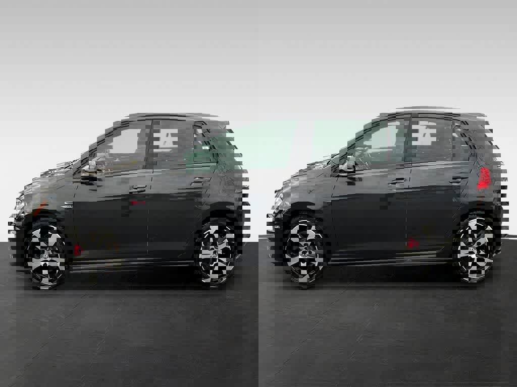 Used 2017 Volkswagen GTI S image 3