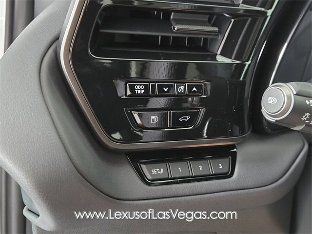 New 2025 Lexus TX 500h AWD image 20