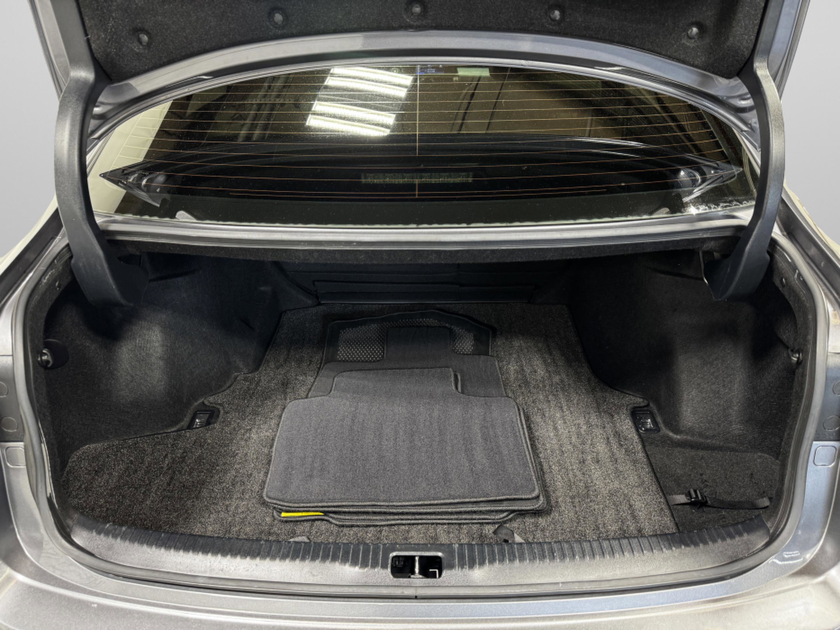 Used 2014 Lexus IS 250 w/ F-Sport Package RWD image 37