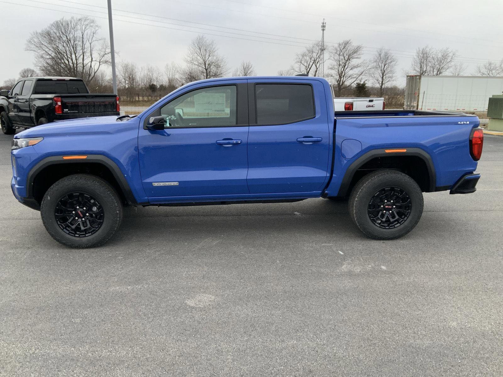 New 2026 GMC Canyon Elevation w/ Convenience Package image 8