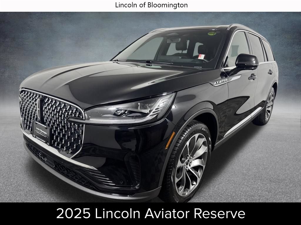 Certified 2025 Lincoln Aviator Reserve w/ Illumination Package AWD/4WD image 1