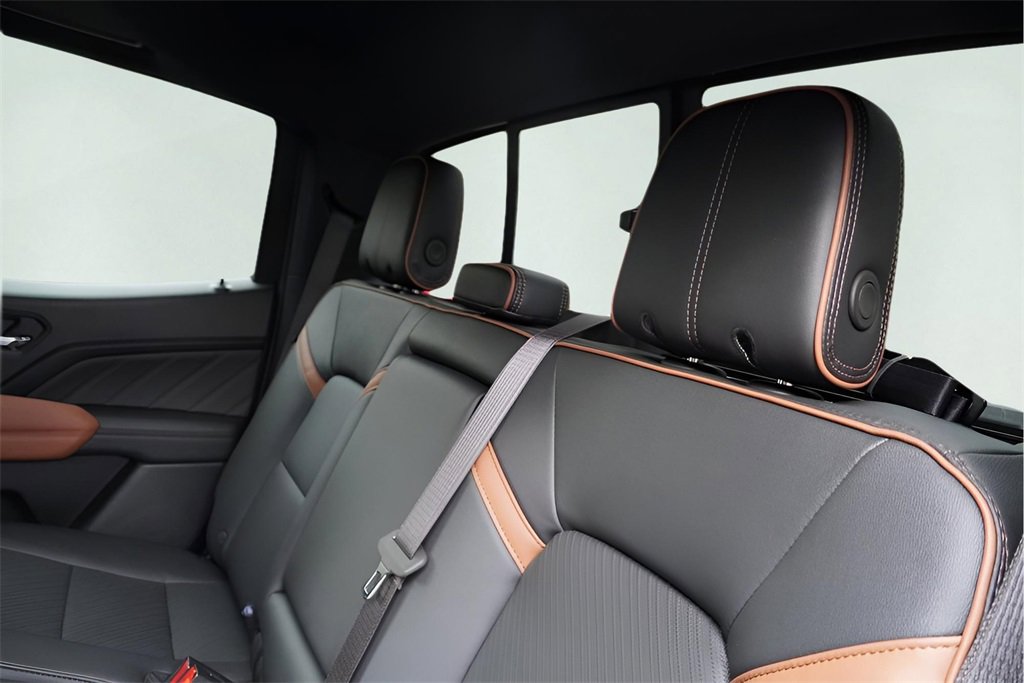 New 2026 GMC Canyon AT4 w/ Technology Plus Package image 30