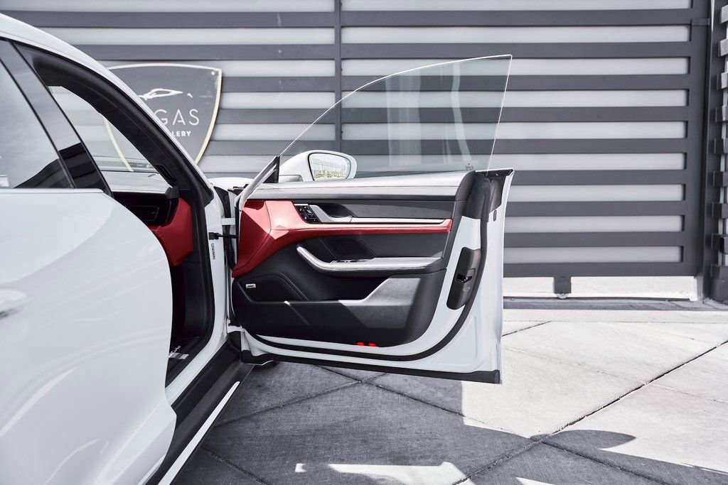 Used 2020 Porsche Taycan Turbo image 22