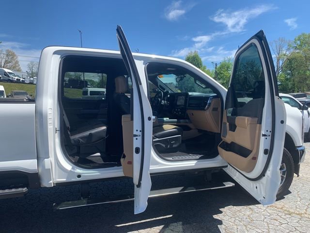 Certified 2025 Ford F350 Lariat w/ Lariat Ultimate Package image 12