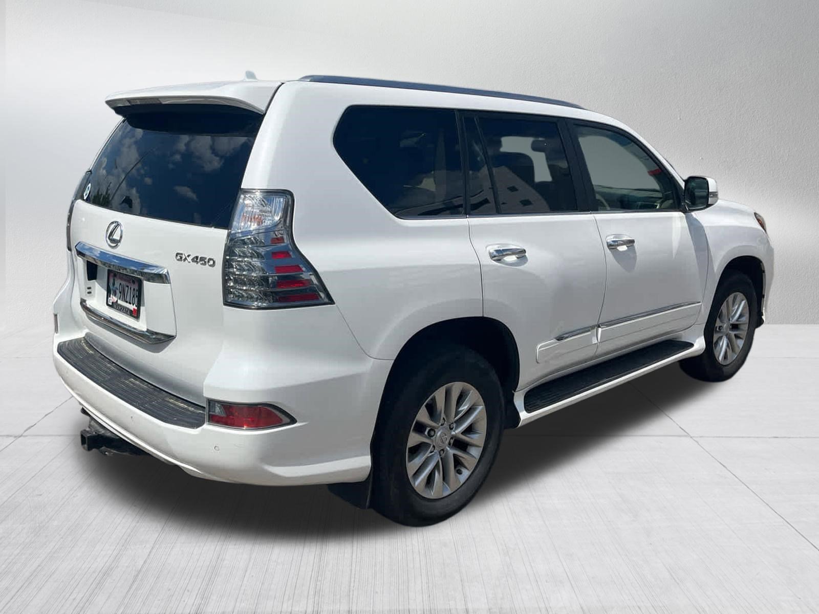 Used 2015 Lexus GX 460 w/ Premium Package AWD/4WD image 5