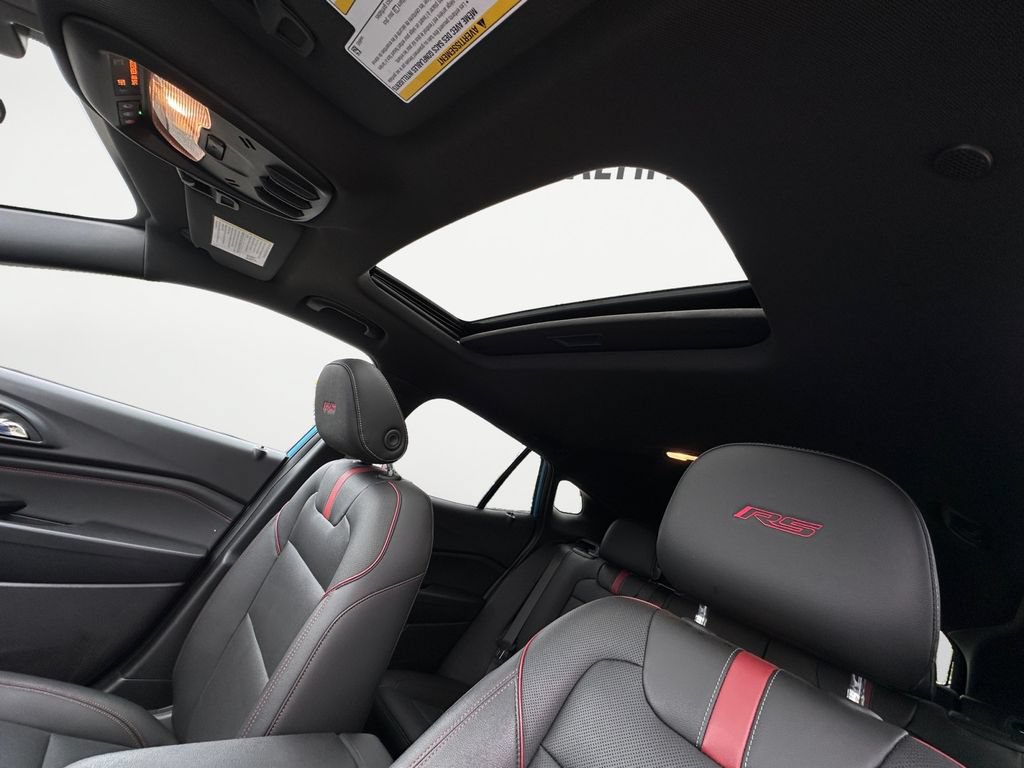 Used 2025 Chevrolet Trax RS w/ Sunroof Package FWD image 20