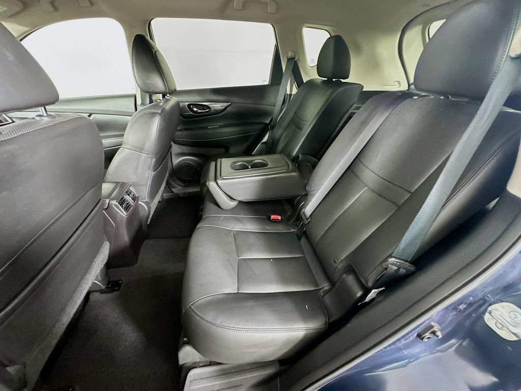 Used 2015 Nissan Rogue SL AWD/4WD image 31