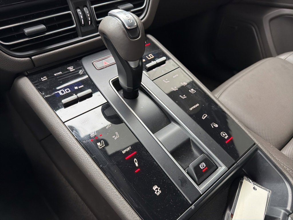 Used 2023 Porsche Macan S image 13