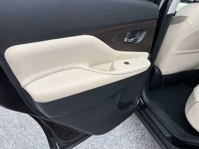 Used 2020 Nissan Murano Platinum w/ Cargo Package FWD image 24