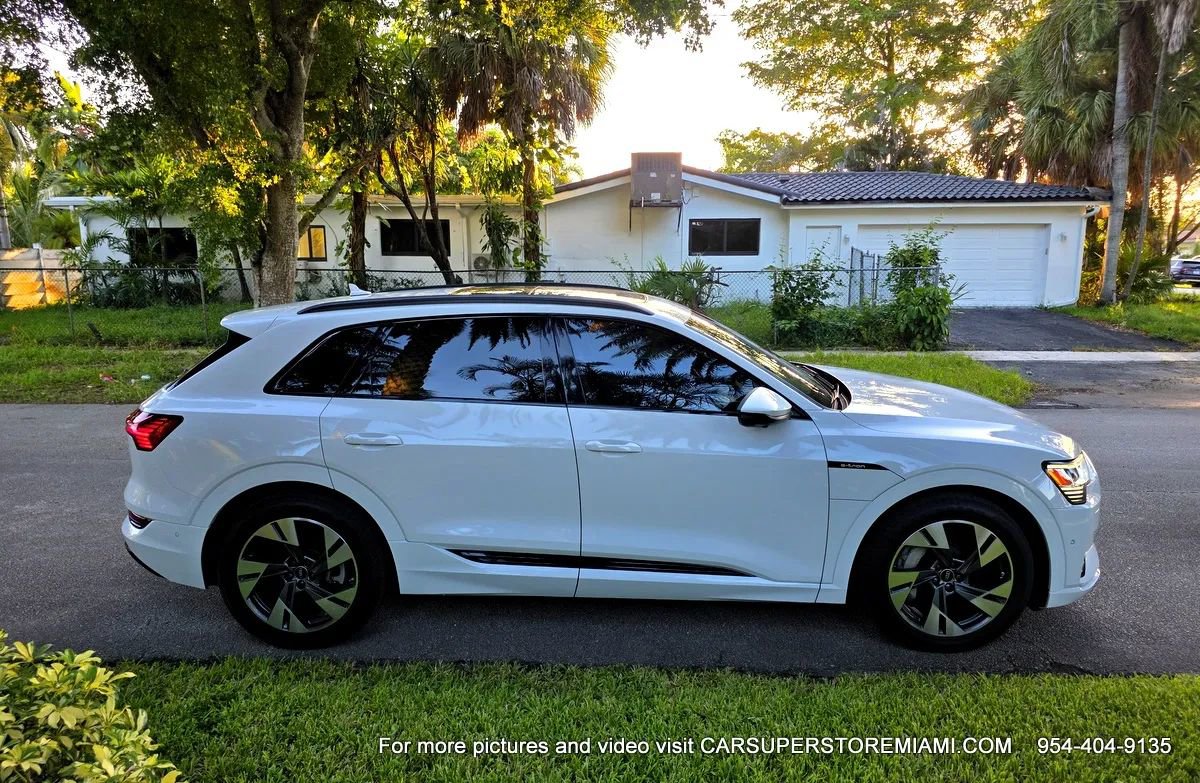 Used 2021 Audi e-tron Premium w/ Convenience Plus Package image 79