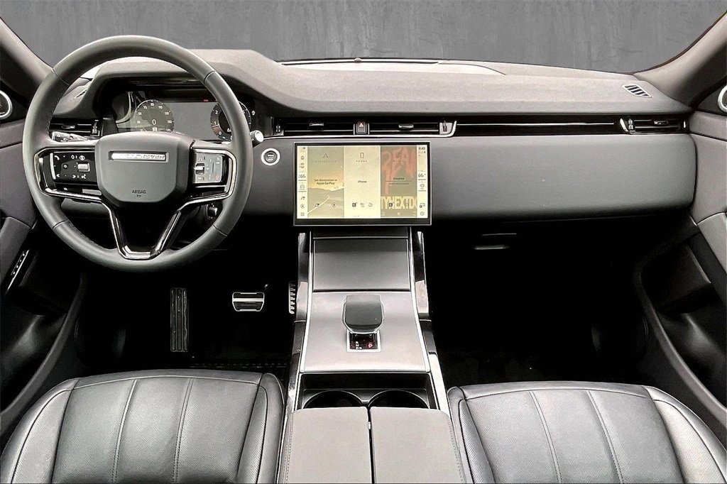 Used 2025 Land Rover Range Rover Evoque Dynamic SE image 7