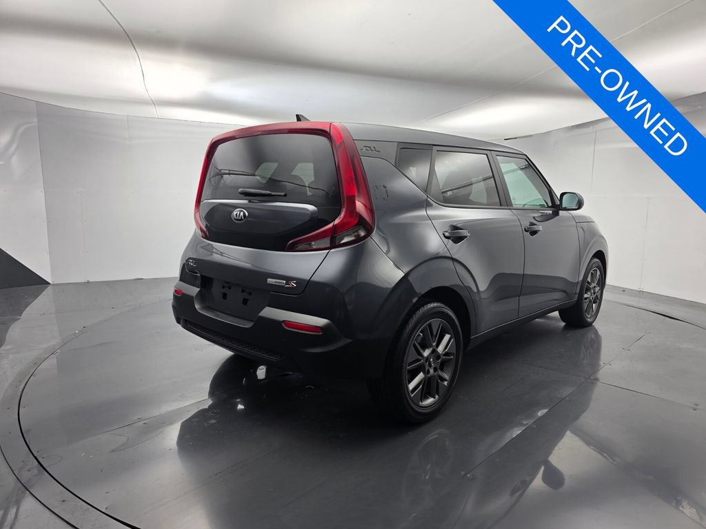 Used 2021 Kia Soul S FWD image 4