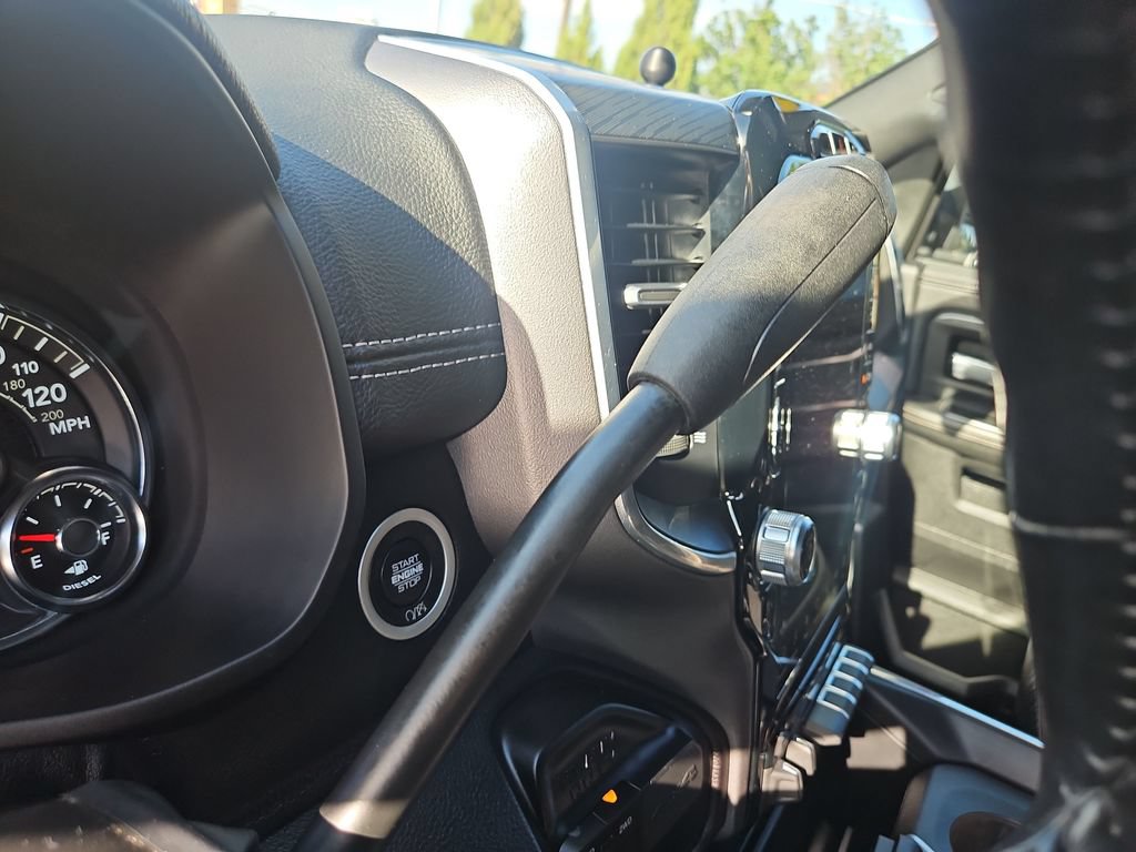 Used 2023 RAM 3500 Laramie AWD/4WD image 23