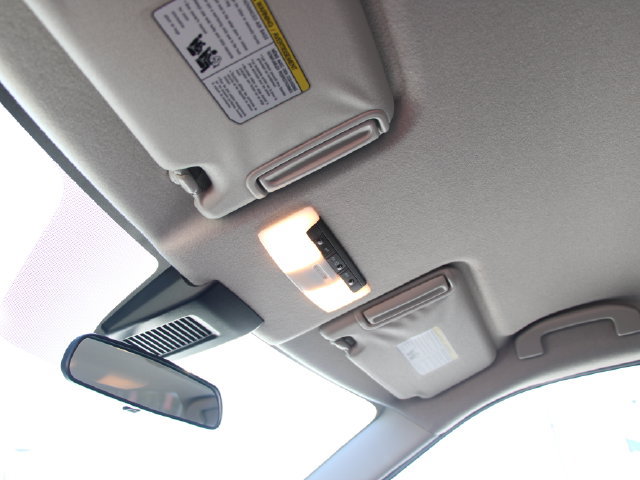 Used 2025 Nissan Kicks Play S FWD image 17