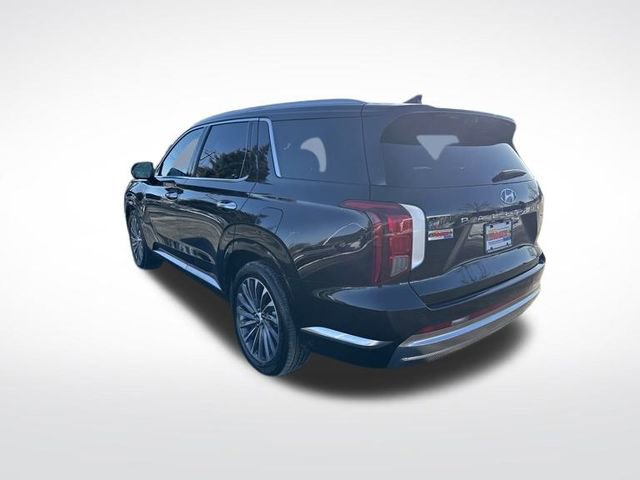 Used 2024 Hyundai Palisade Calligraphy image 3