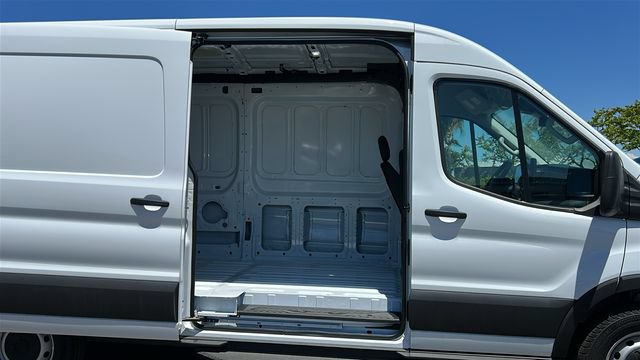 New 2026 Ford Transit 250 148 Medium Roof RWD image 12