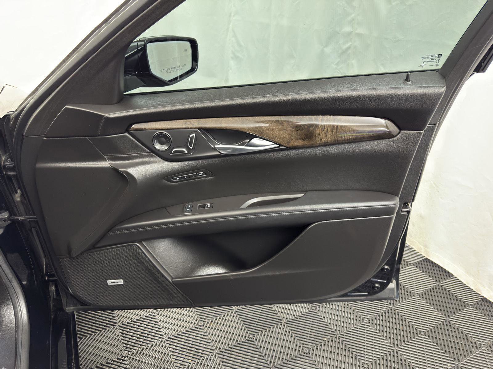 Used 2017 Cadillac CT6 Luxury w/ Active Chassis Package AWD/4WD image 40