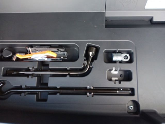 Used 2021 Toyota Highlander XSE image 30