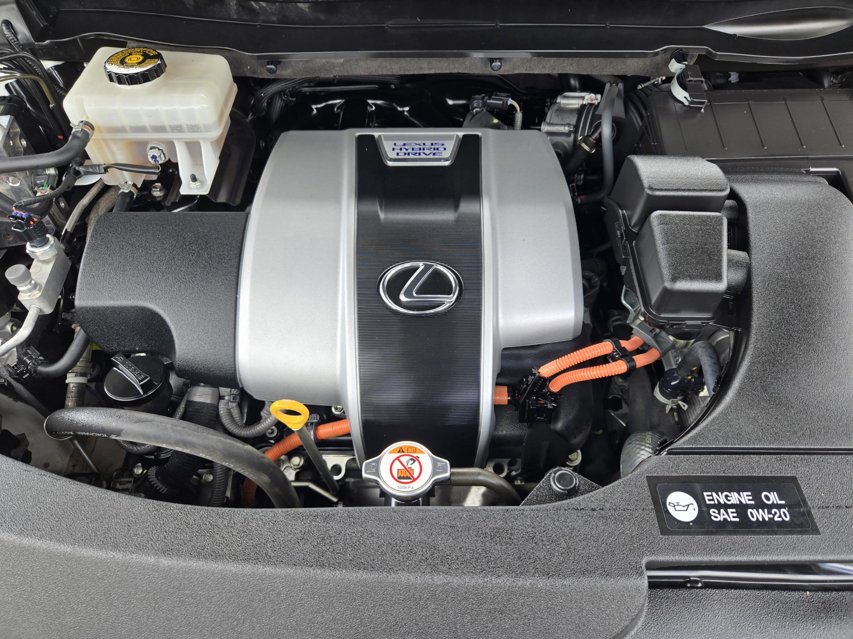 Used 2019 Lexus RX 450h AWD image 34