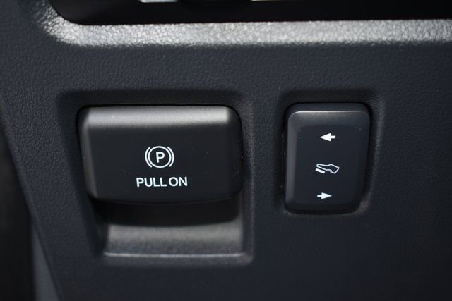 Used 2023 Ford F150 Lariat w/ Equipment Group 502A High image 18