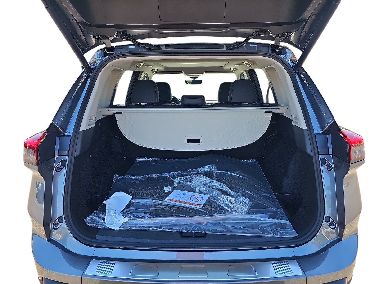 New 2027 Nissan Rogue Dark Armor FWD image 30