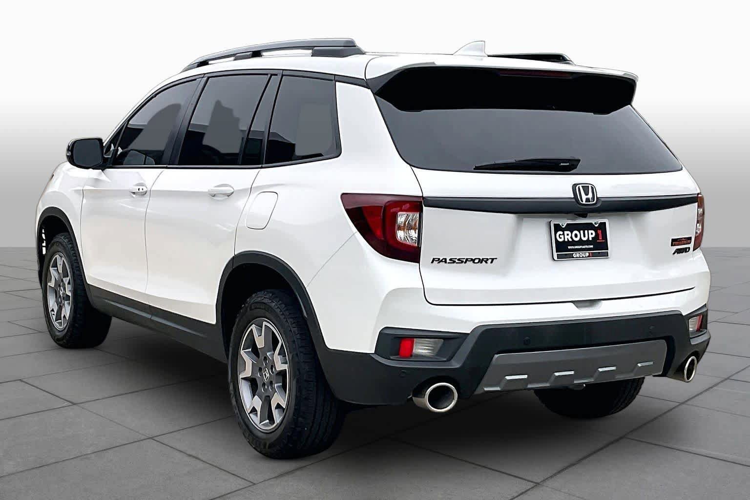 Used 2023 Honda Passport TrailSport image 12