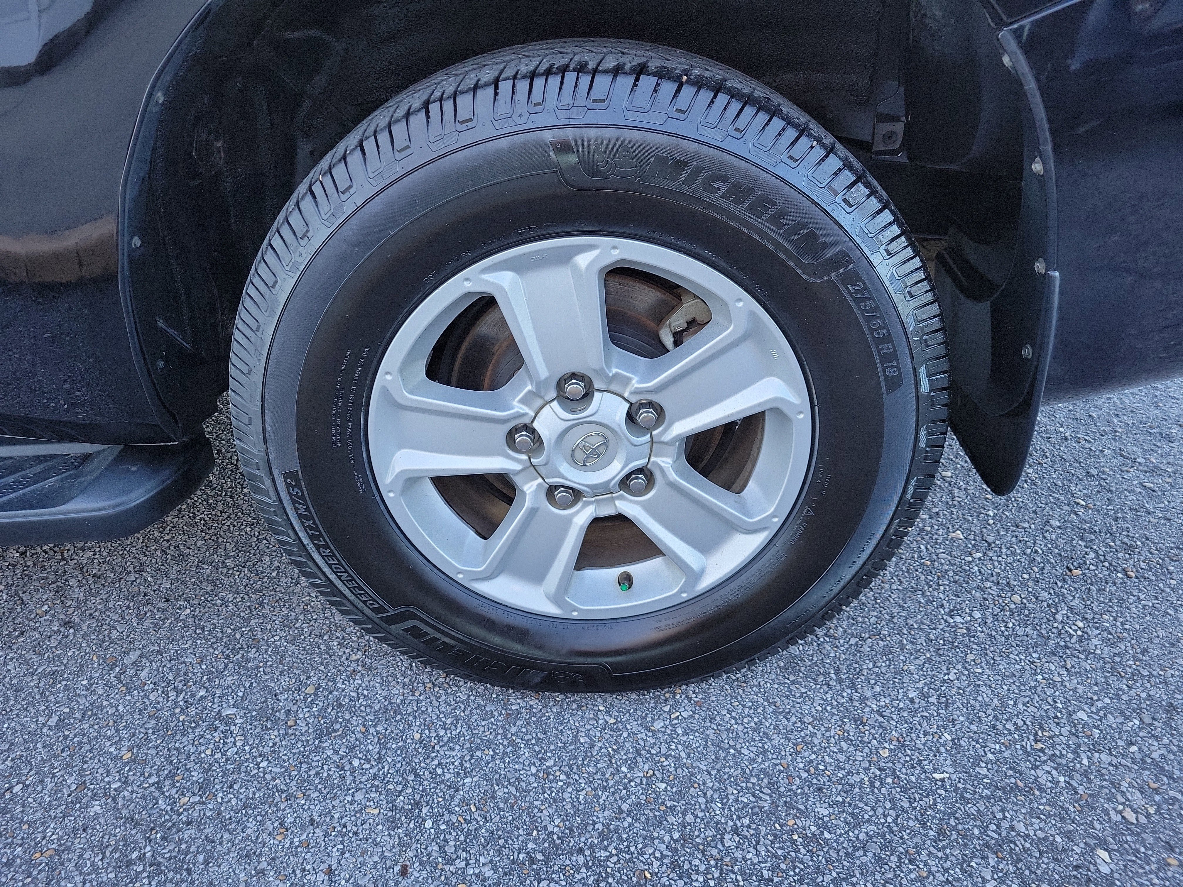 Used 2022 Toyota Sequoia SR5 image 28