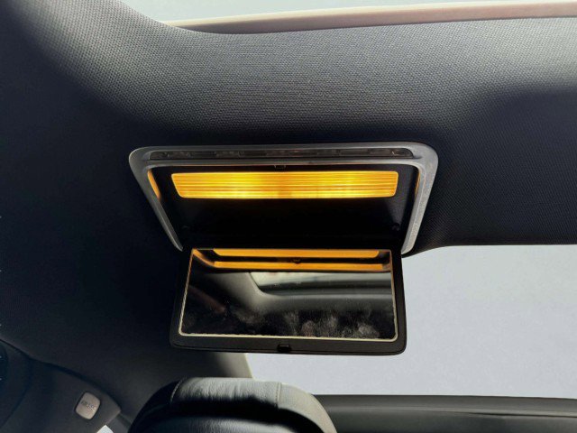 Used 2015 Mercedes-Benz S 550 4MATIC Sedan image 39