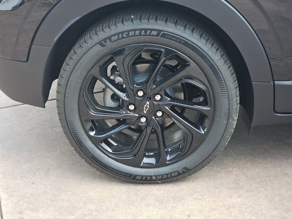 New 2027 Chevrolet Bolt RS w/ Technology Package image 37