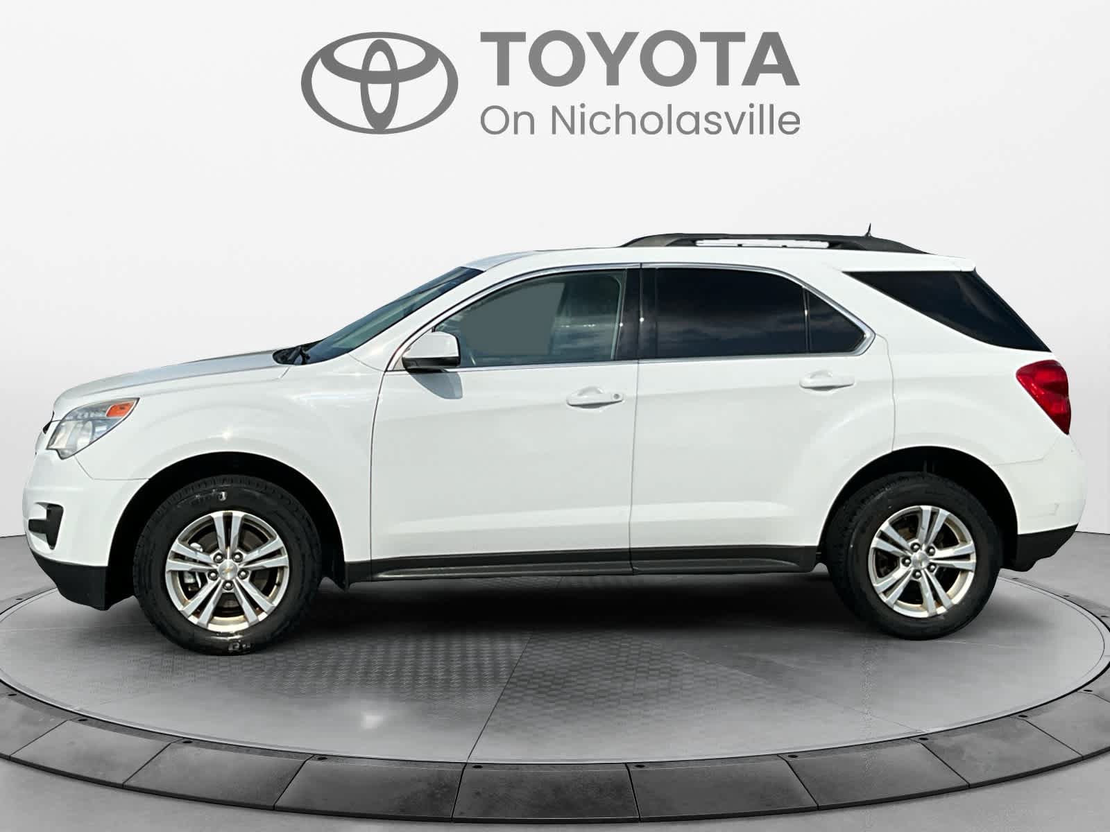 Used 2013 Chevrolet Equinox LT w/ Driver Convenience Package FWD image 2