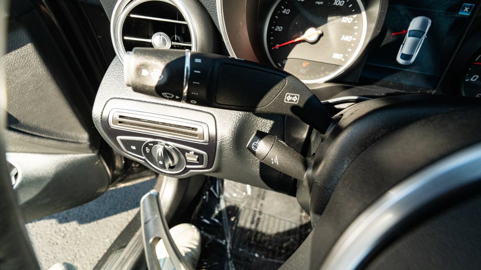 Used 2019 Mercedes-Benz C 300 4MATIC Coupe w/ AMG Line image 37