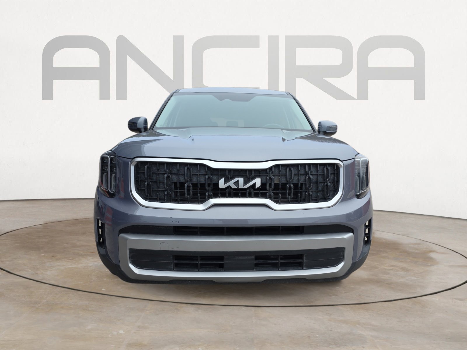 Certified 2024 Kia Telluride LX image 3