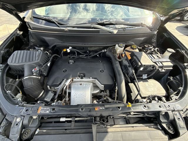 Certified 2020 Chevrolet Equinox LT w/ Midnight Edition image 28