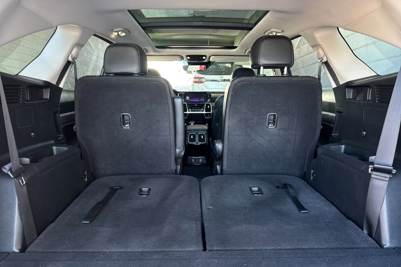 Used 2022 Kia Sorento SX image 34