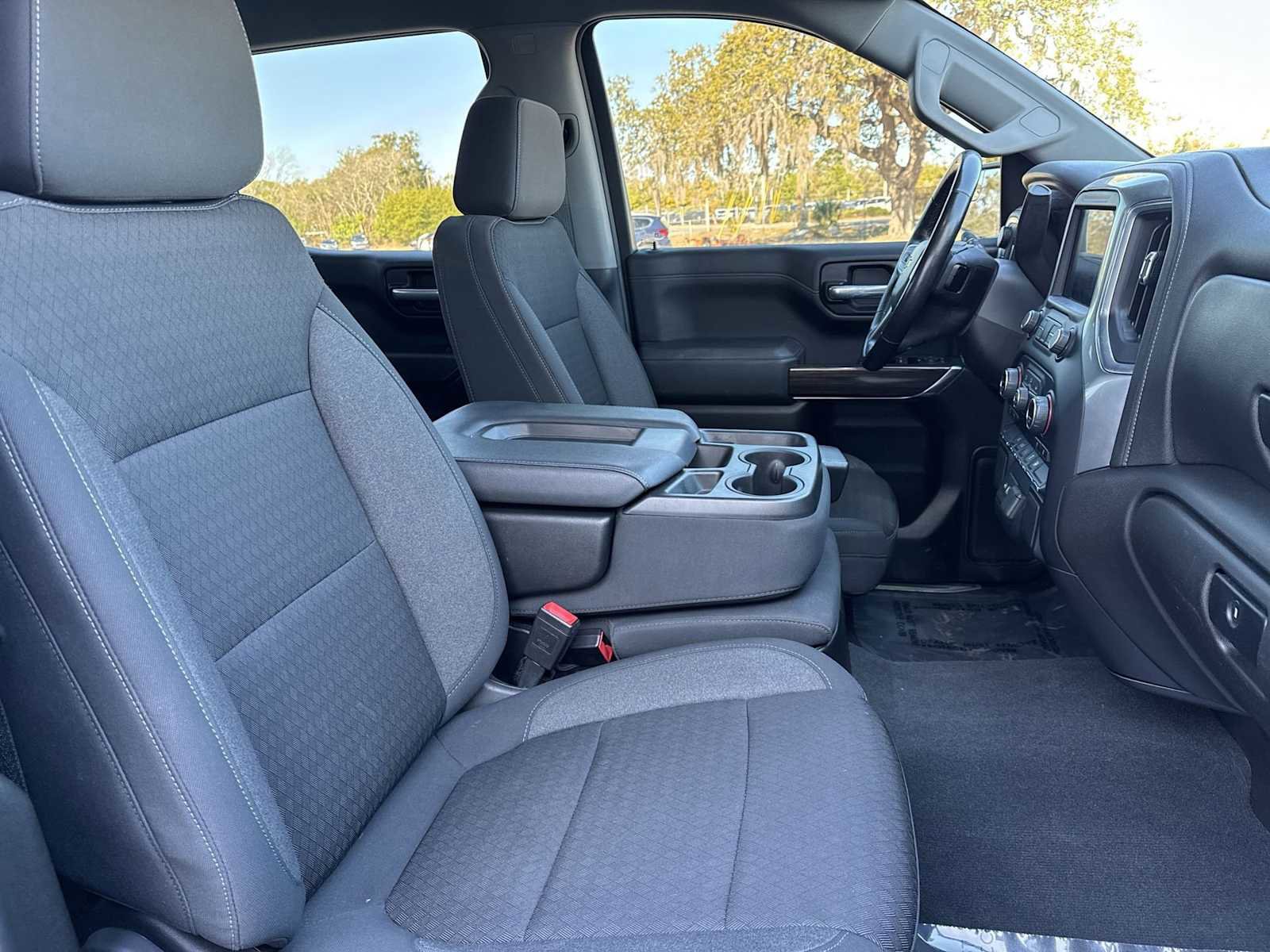 Used 2021 Chevrolet Silverado 1500 LT w/ Bed Protection Package image 20