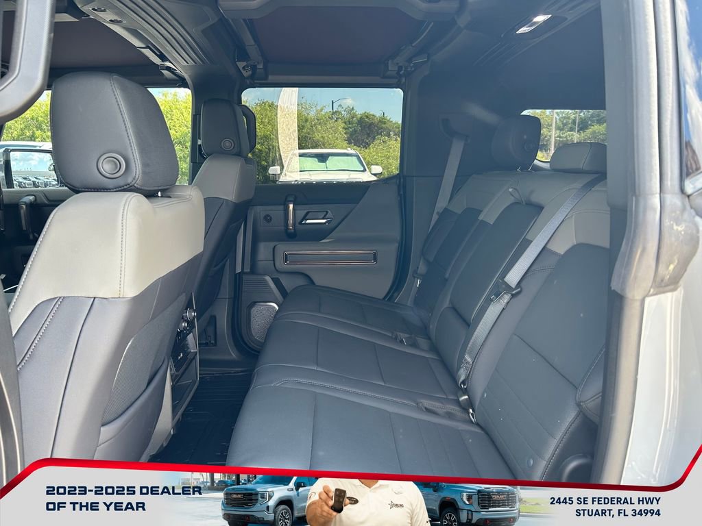 Used 2024 GMC Hummer EV 2X w/ Extreme Off-Road Package AWD/4WD image 12