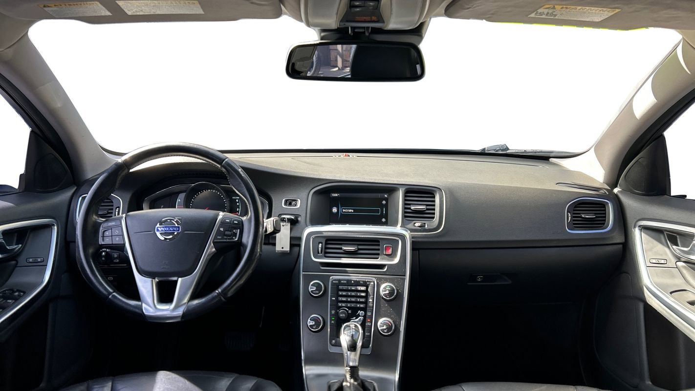 Used 2015 Volvo S60 T5 Premier image 27