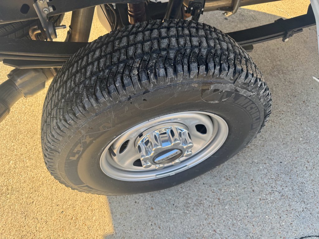 Used 2025 Ford F250 XL w/ XL Driver Assist Package image 12