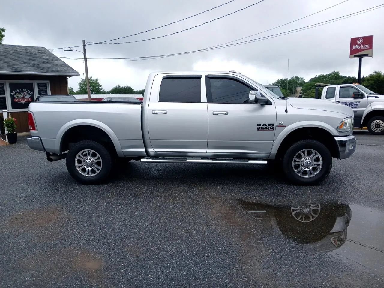 Used 2017 RAM 2500 Laramie image 4