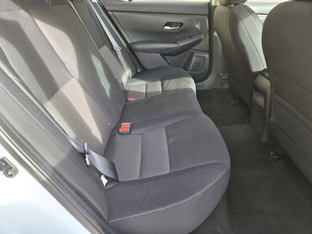 Used 2023 Nissan Sentra SV image 17