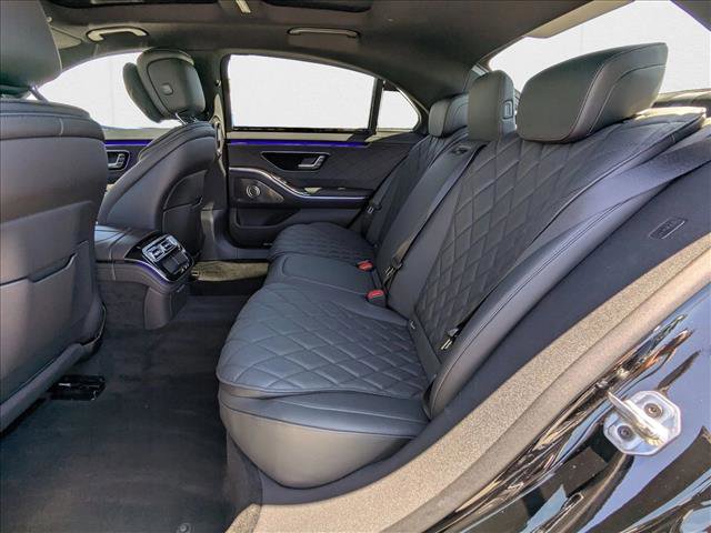 New 2025 Mercedes-Benz S 580 4MATIC Sedan image 16
