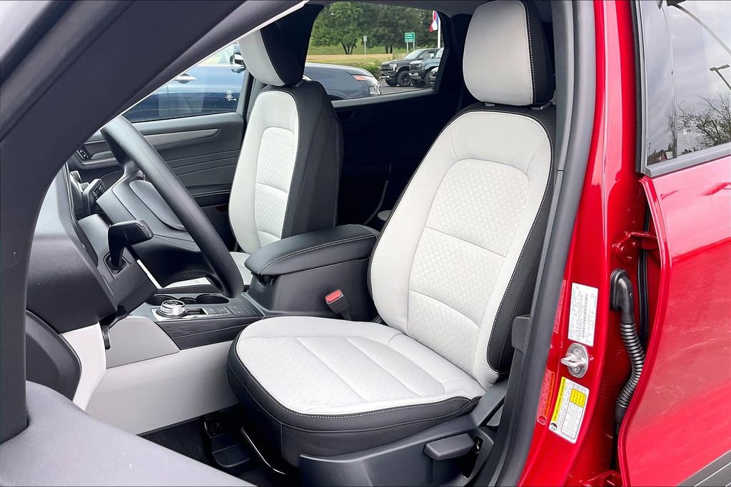 New 2026 Ford Escape Active image 9