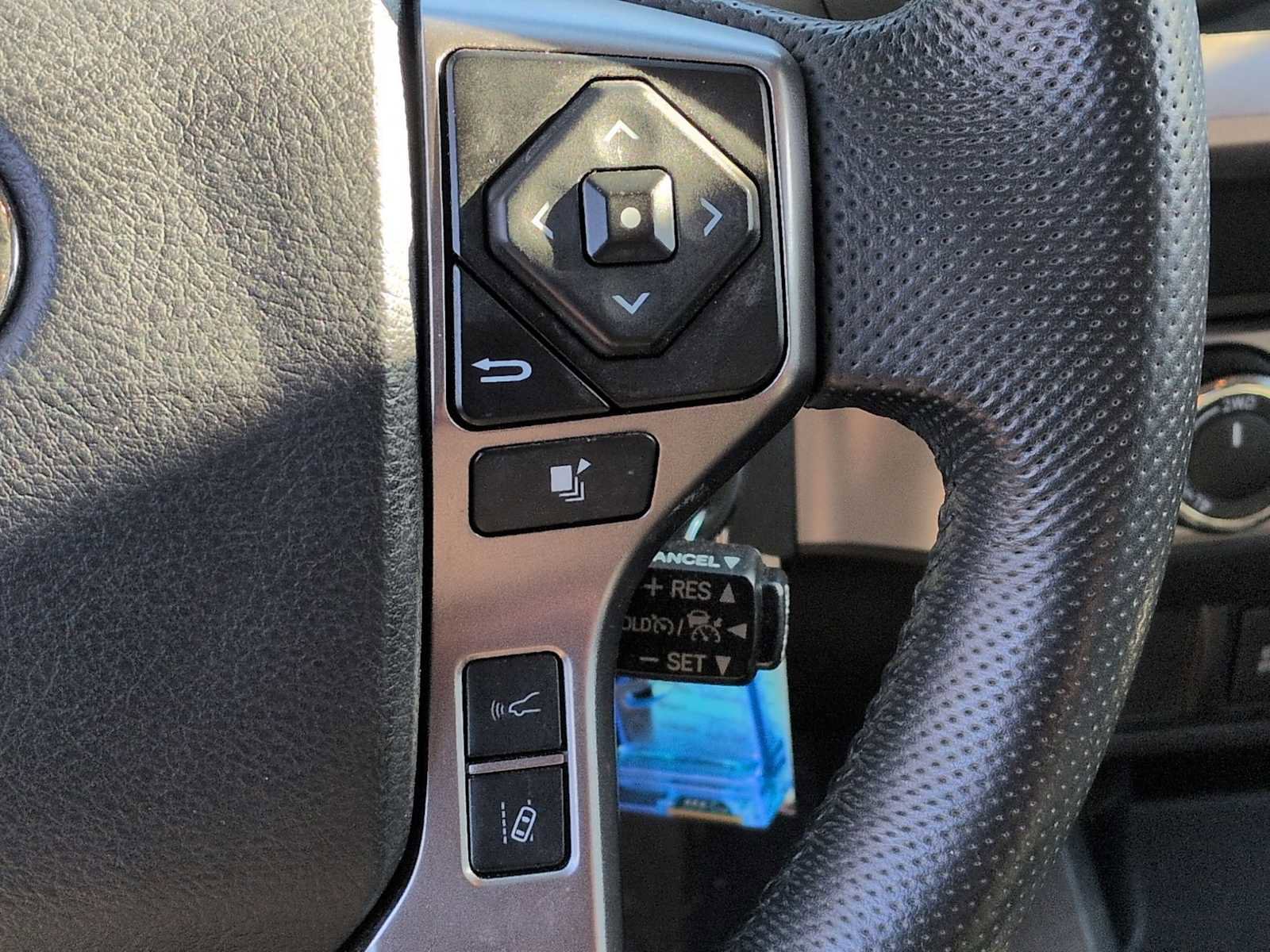 Used 2022 Toyota Tacoma 4x4 Double Cab image 11