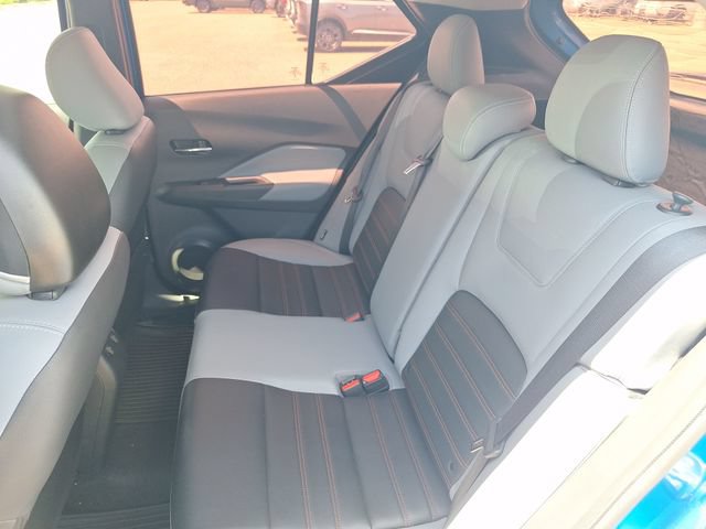 Certified 2023 Nissan Kicks SR w/ SR Premium Package FWD image 14