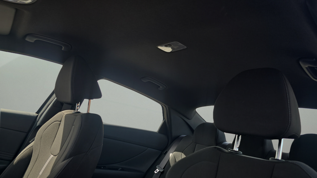 Certified 2026 Hyundai Elantra Sport FWD image 26