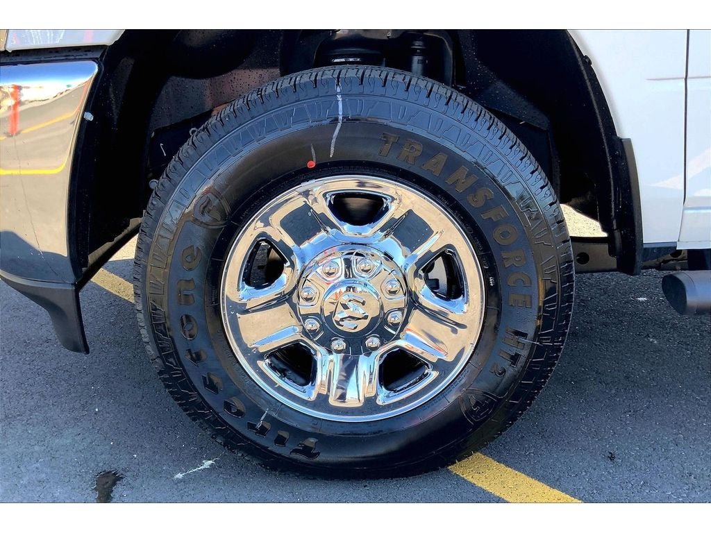 New 2026 RAM 3500 Tradesman AWD/4WD image 13