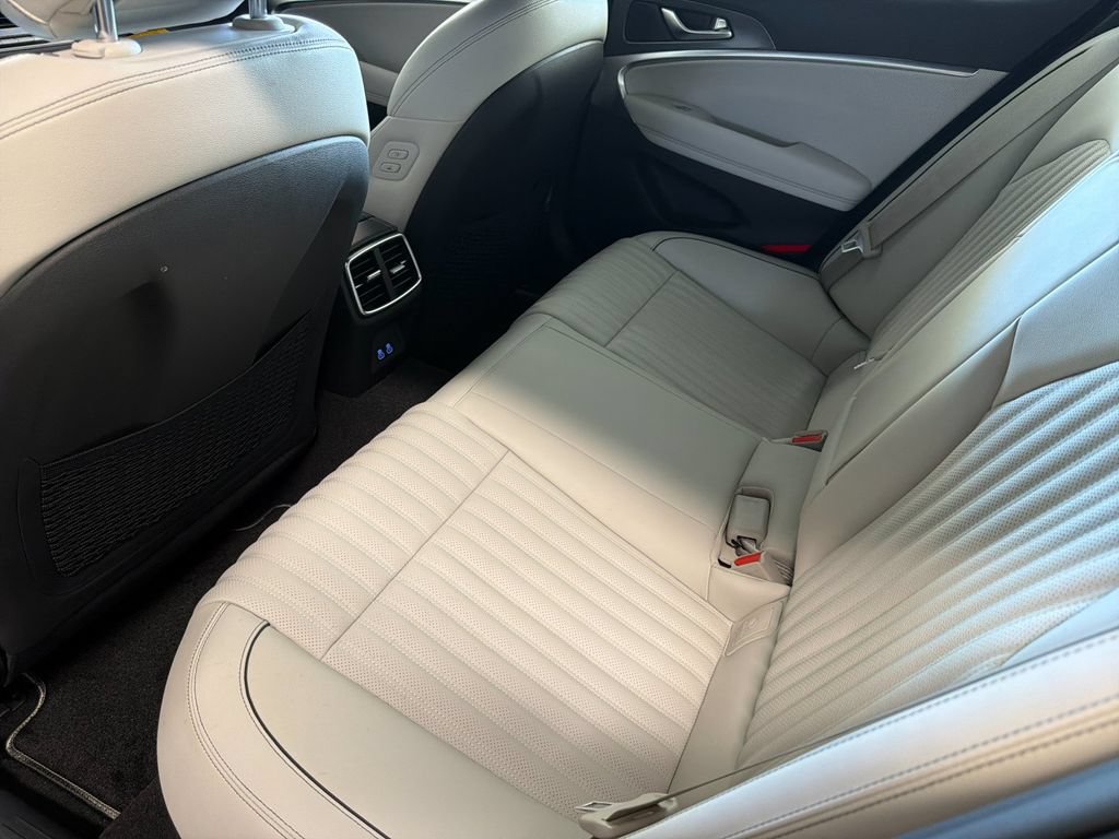 New 2026 Genesis G70 3.3T Sport Prestige RWD image 12